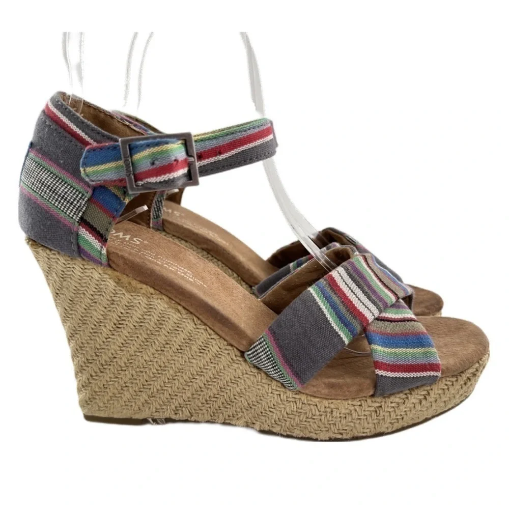Toms womens size 5 platform wedges multicolored stripe canvas